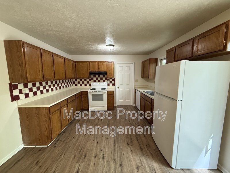 12909 Dubin Dr property image