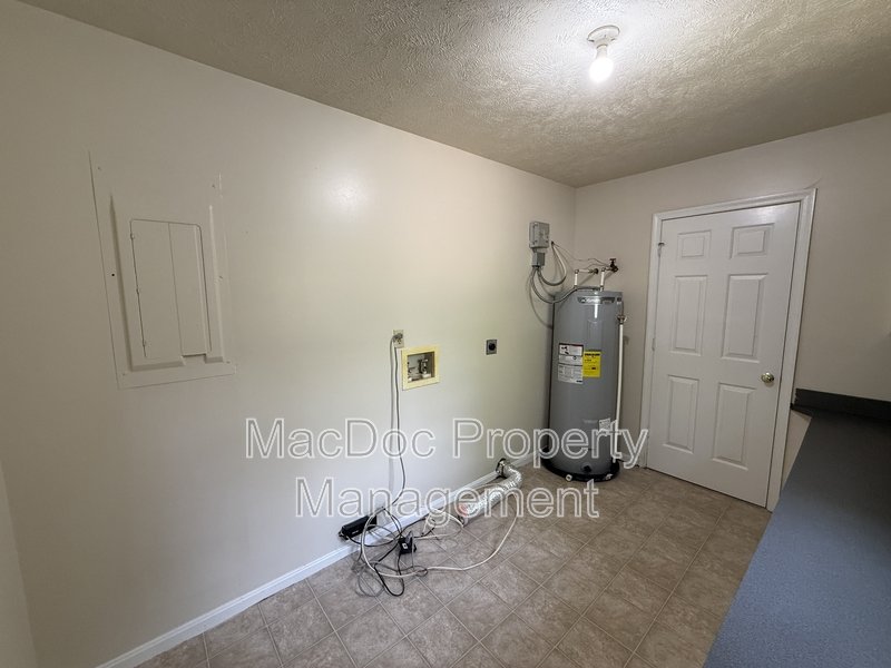 12909 Dubin Dr property image