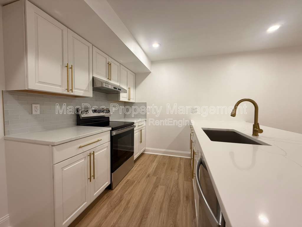 10402 Laurel Ridge Way - BASEMENT Downstairs Apt Fredericksburg, VA 22408 property image