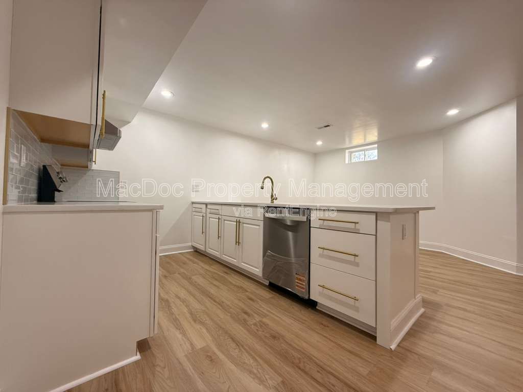 10402 Laurel Ridge Way - BASEMENT Downstairs Apt Fredericksburg, VA 22408 property image