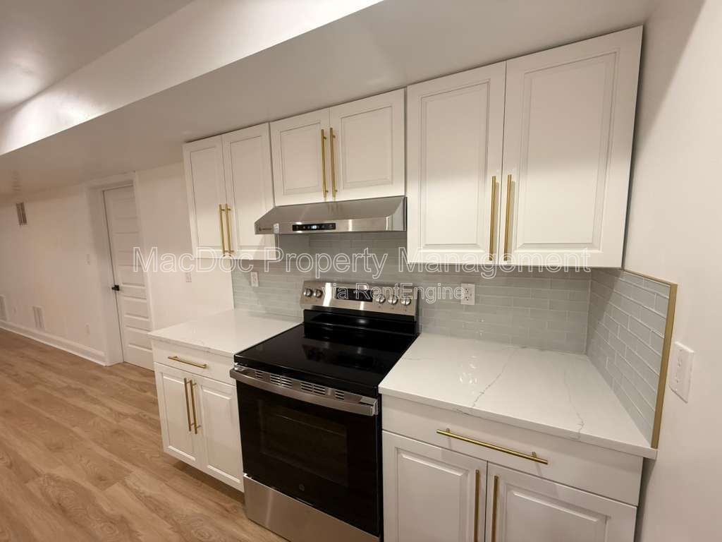 10402 Laurel Ridge Way - BASEMENT Downstairs Apt Fredericksburg, VA 22408 property image