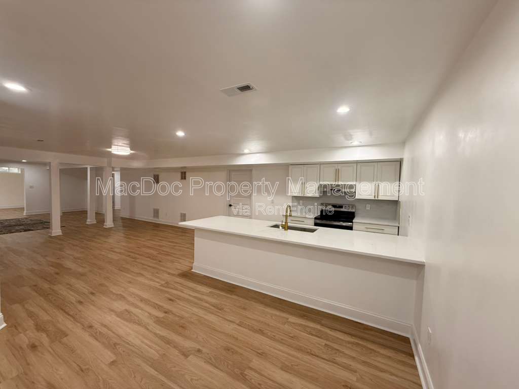 10402 Laurel Ridge Way - BASEMENT Downstairs Apt Fredericksburg, VA 22408 property image