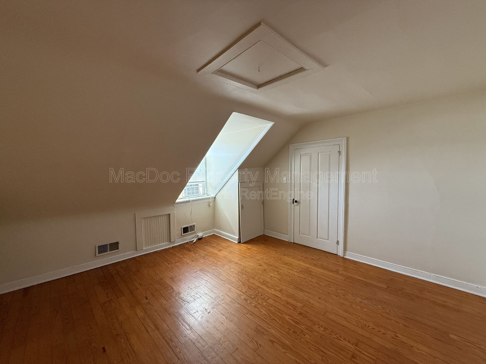 604 Caroline Street - Apt 2 Fredericksburg, VA 22401 property image