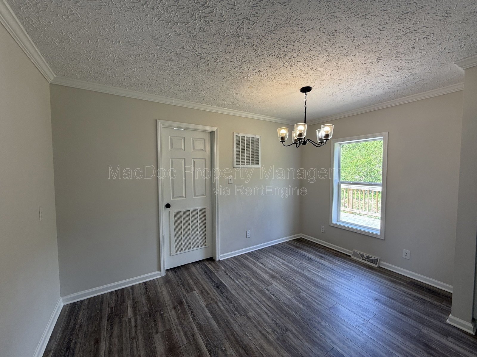 10504 Benchmark Road Fredericksburg, VA 22408 property image