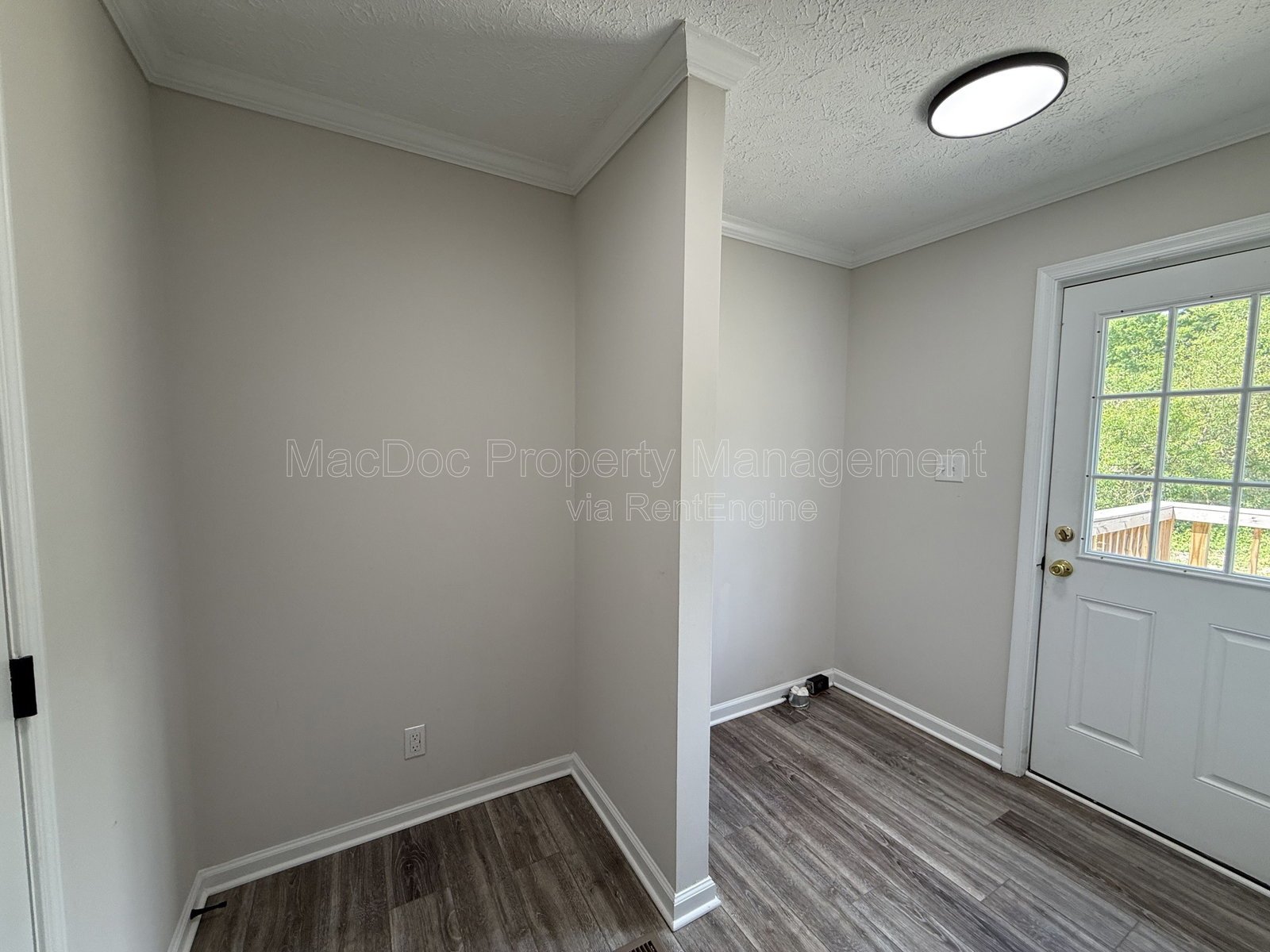 10504 Benchmark Road Fredericksburg, VA 22408 property image