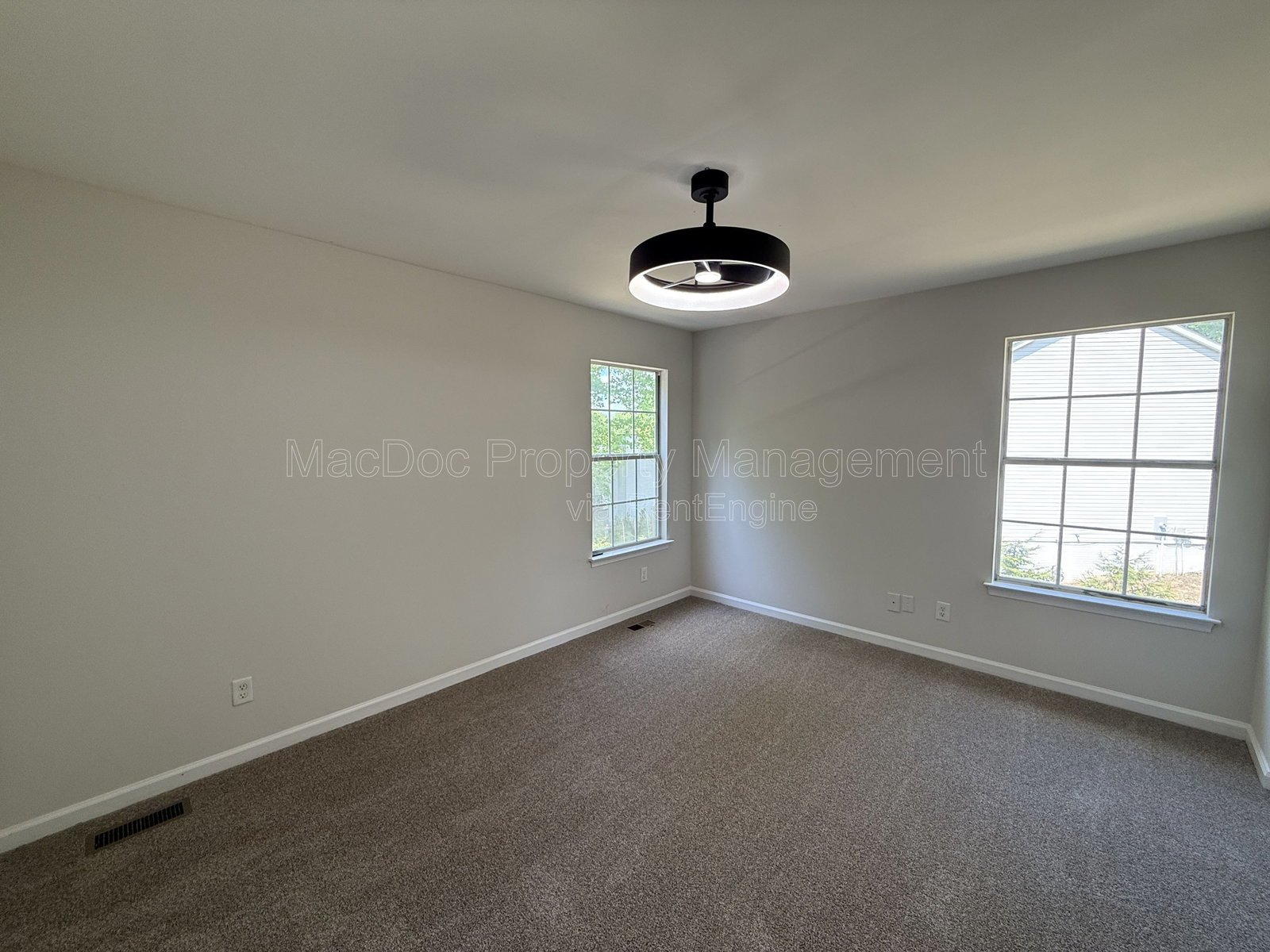 10910 Chesterwood Drive Spotsylvania, VA 22553 property image