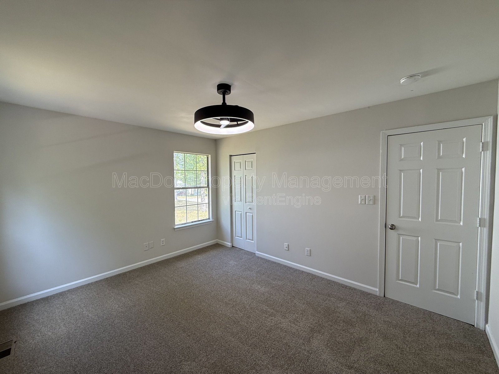 10910 Chesterwood Drive Spotsylvania, VA 22553 property image