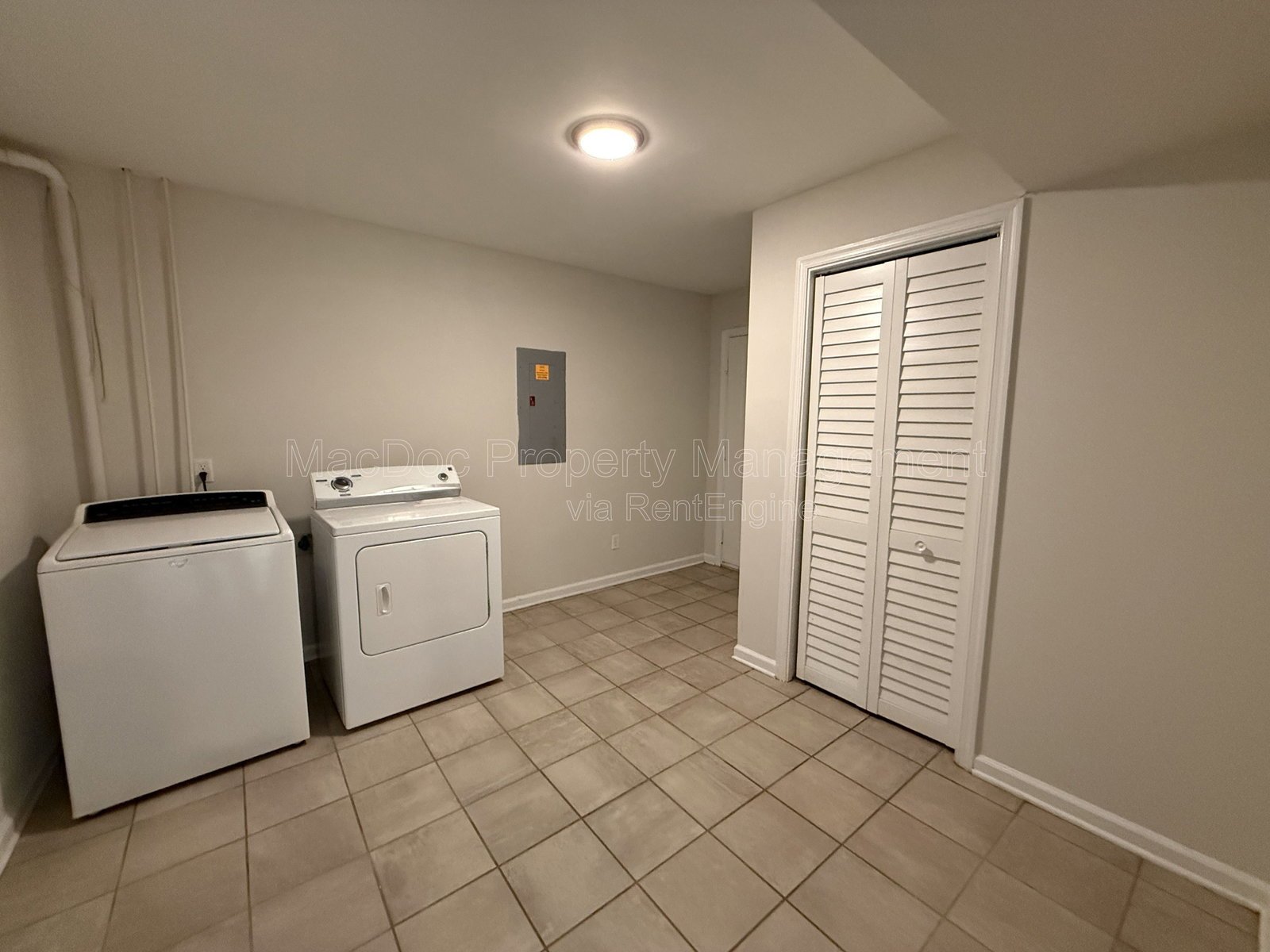 10910 Chesterwood Drive Spotsylvania, VA 22553 property image