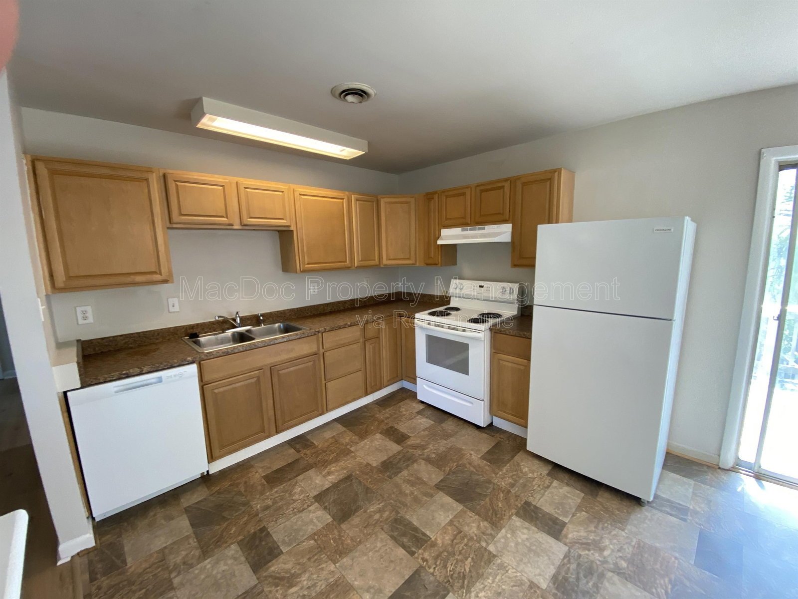 5106 Ohara Ct Fredericksburg, VA 22407 property image