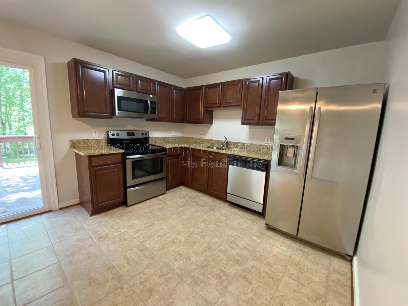 6022 Battlefield Green Drive Fredericksburg, VA 22407 property image