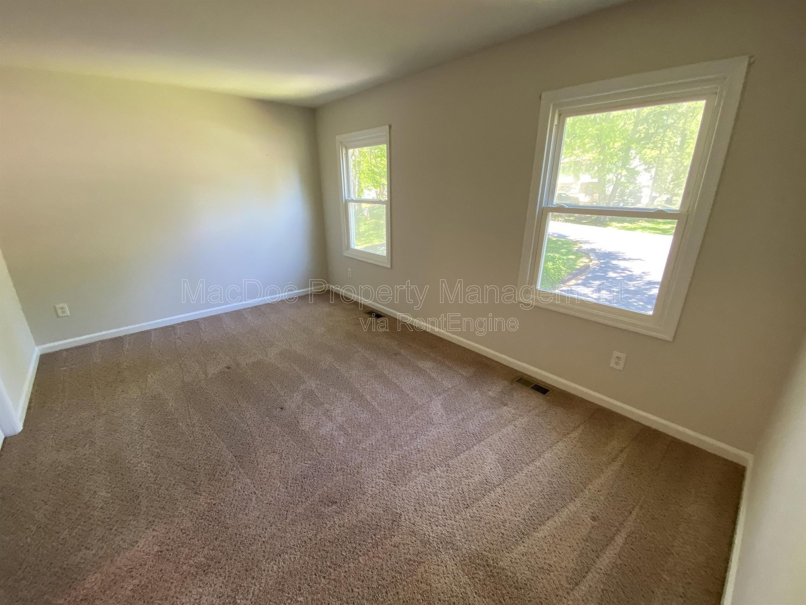 6022 Battlefield Green Drive Fredericksburg, VA 22407 property image