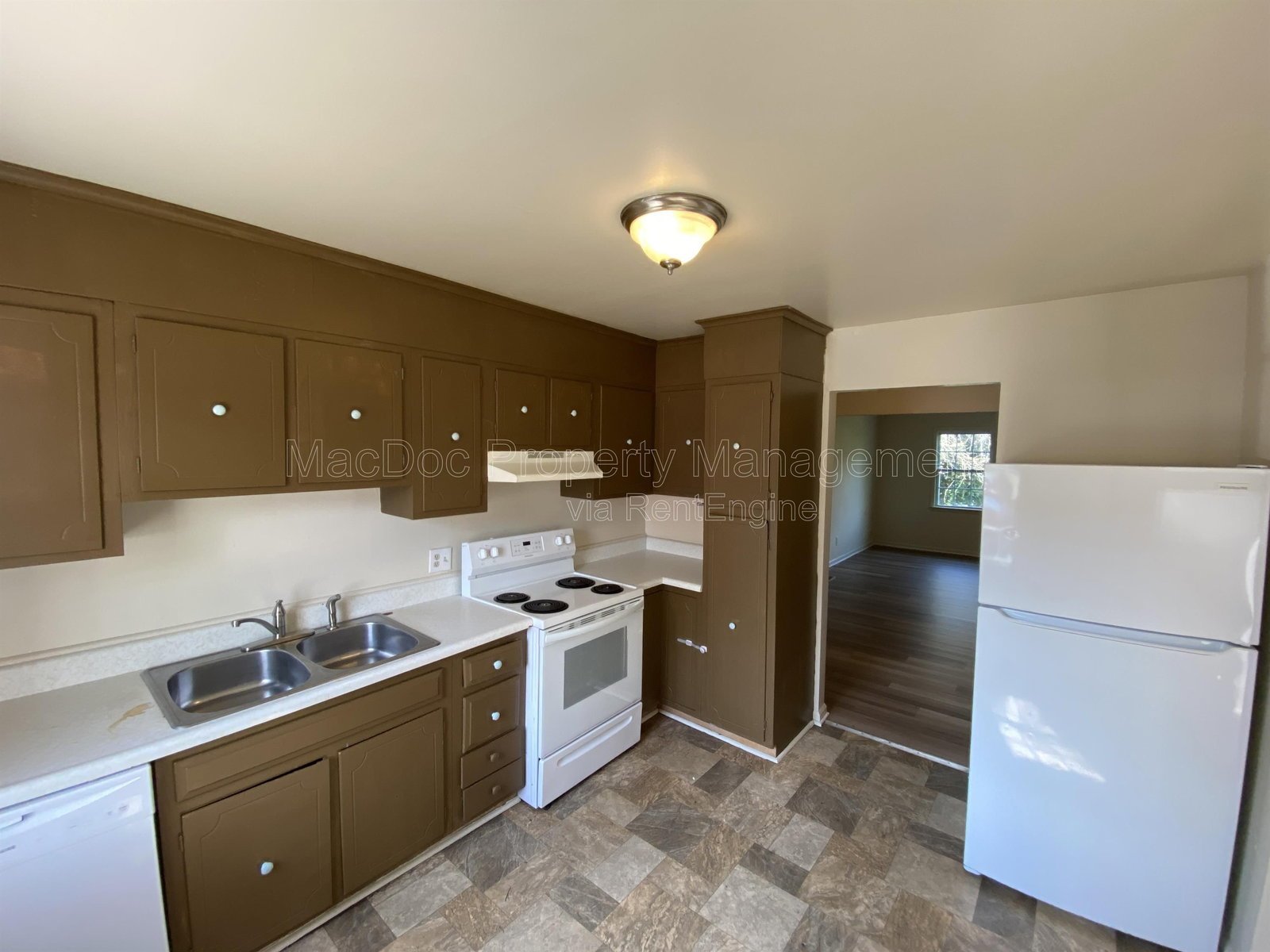 706 Olde Greenwich Circle Fredricksburg, VA 22408 property image