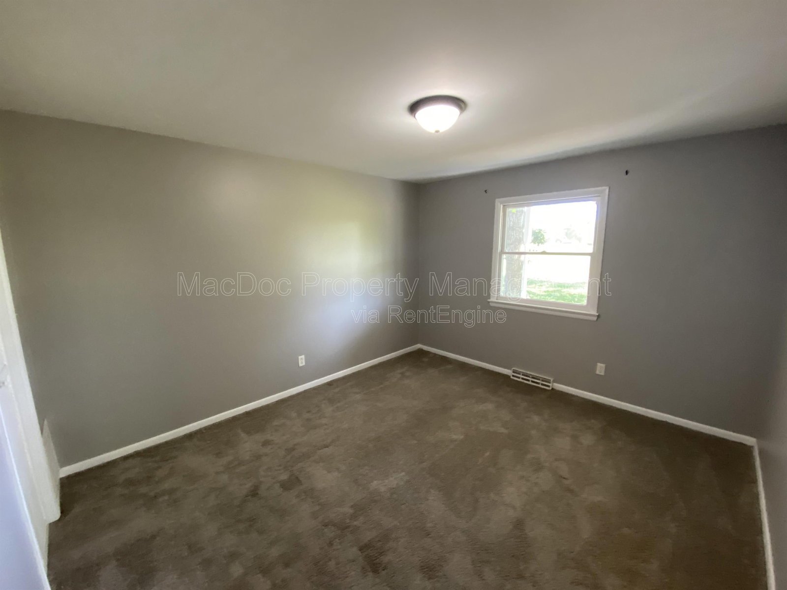 10291 Paige Road Apt A Woodford, VA 22580 property image