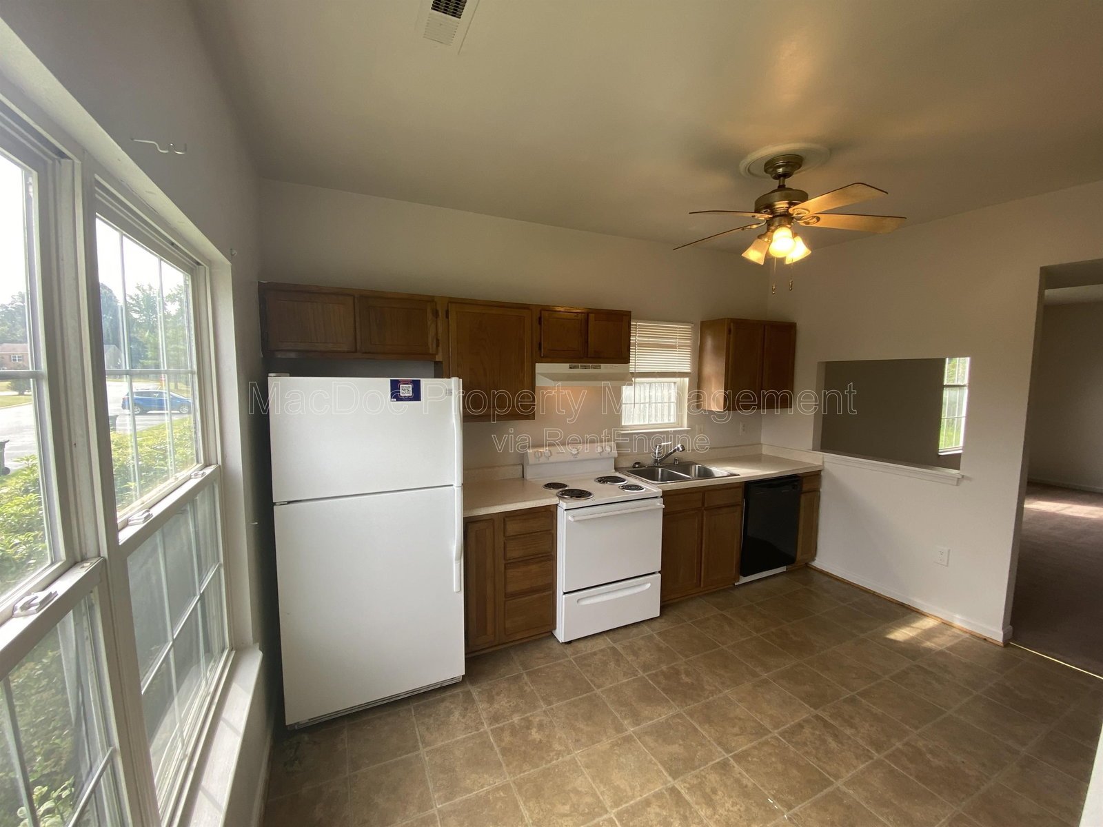 10910 Coreys Way Fredericksburg, VA 22408 property image