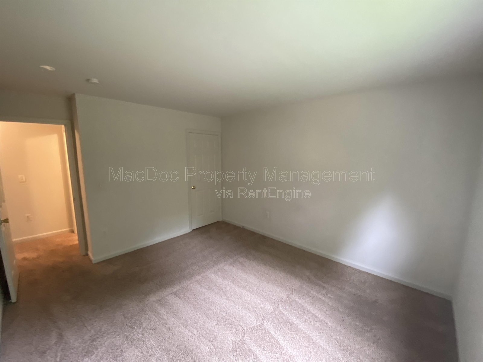 10910 Coreys Way Fredericksburg, VA 22408 property image