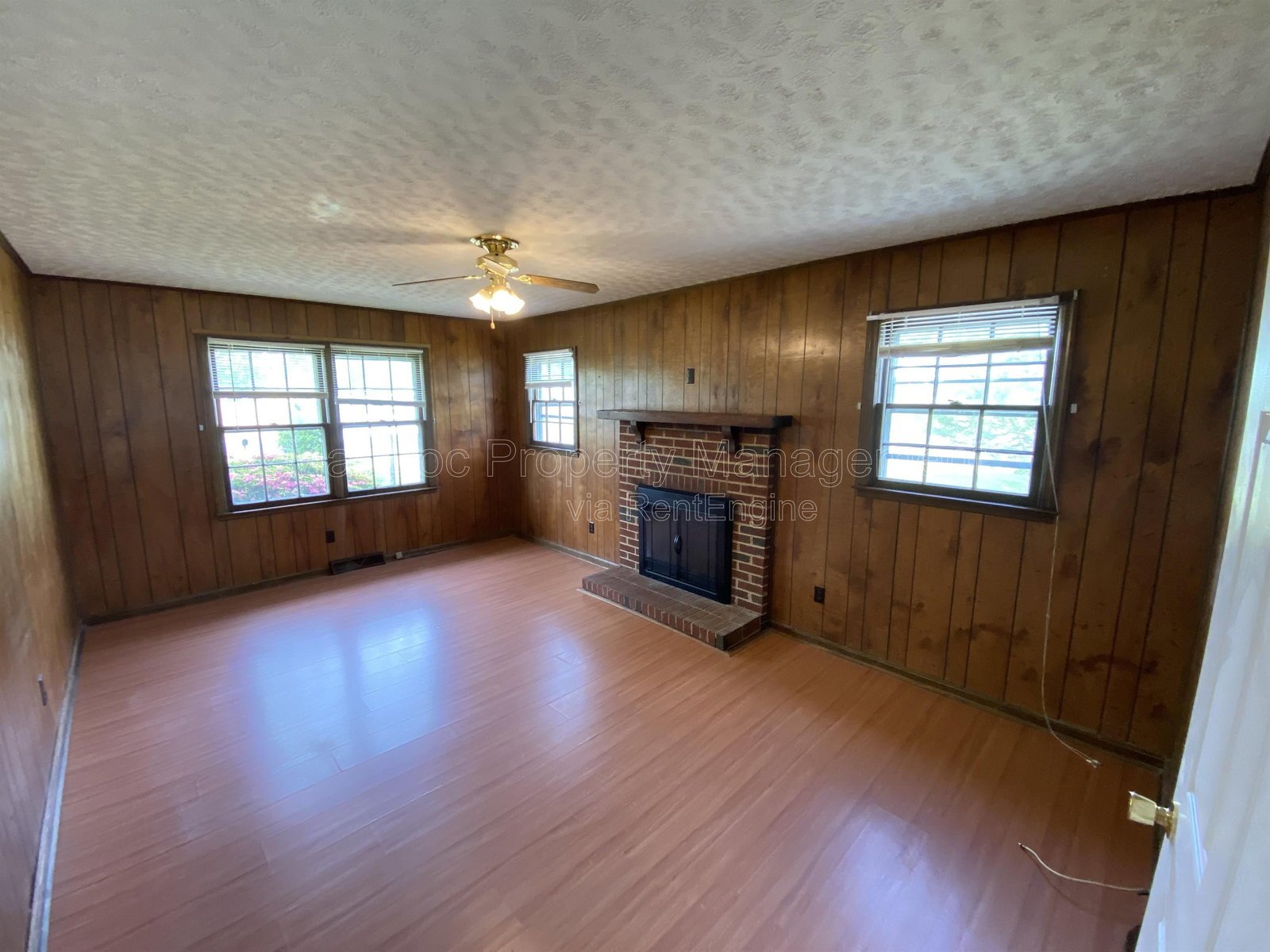 1804 Sherwood Drive Fredericksburg, VA 22405 property image