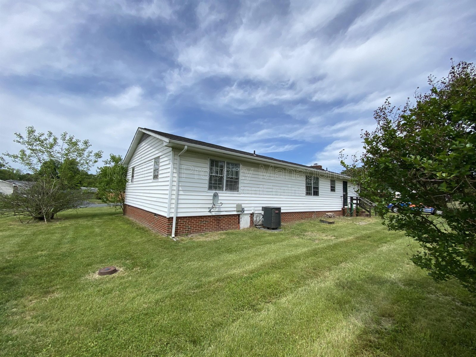 1804 Sherwood Drive Fredericksburg, VA 22405 property image
