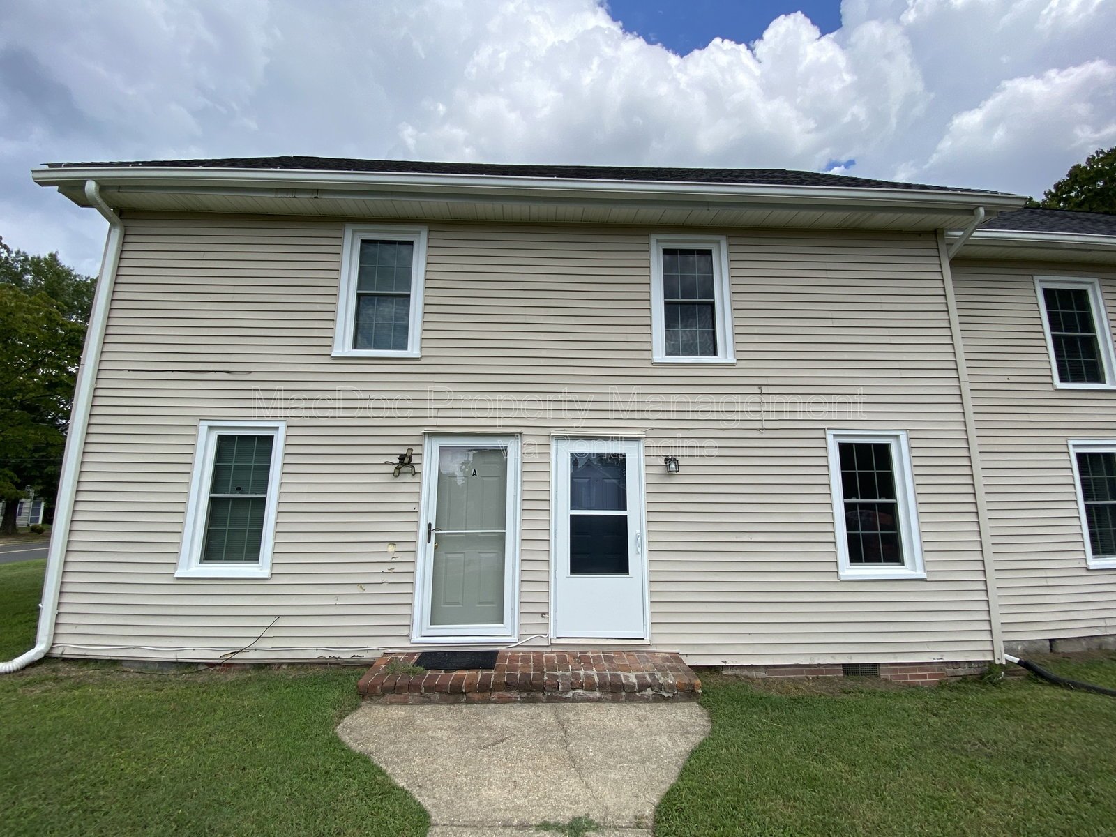 210 Milford Street Unit B Bowling Green, VA 22427 property image