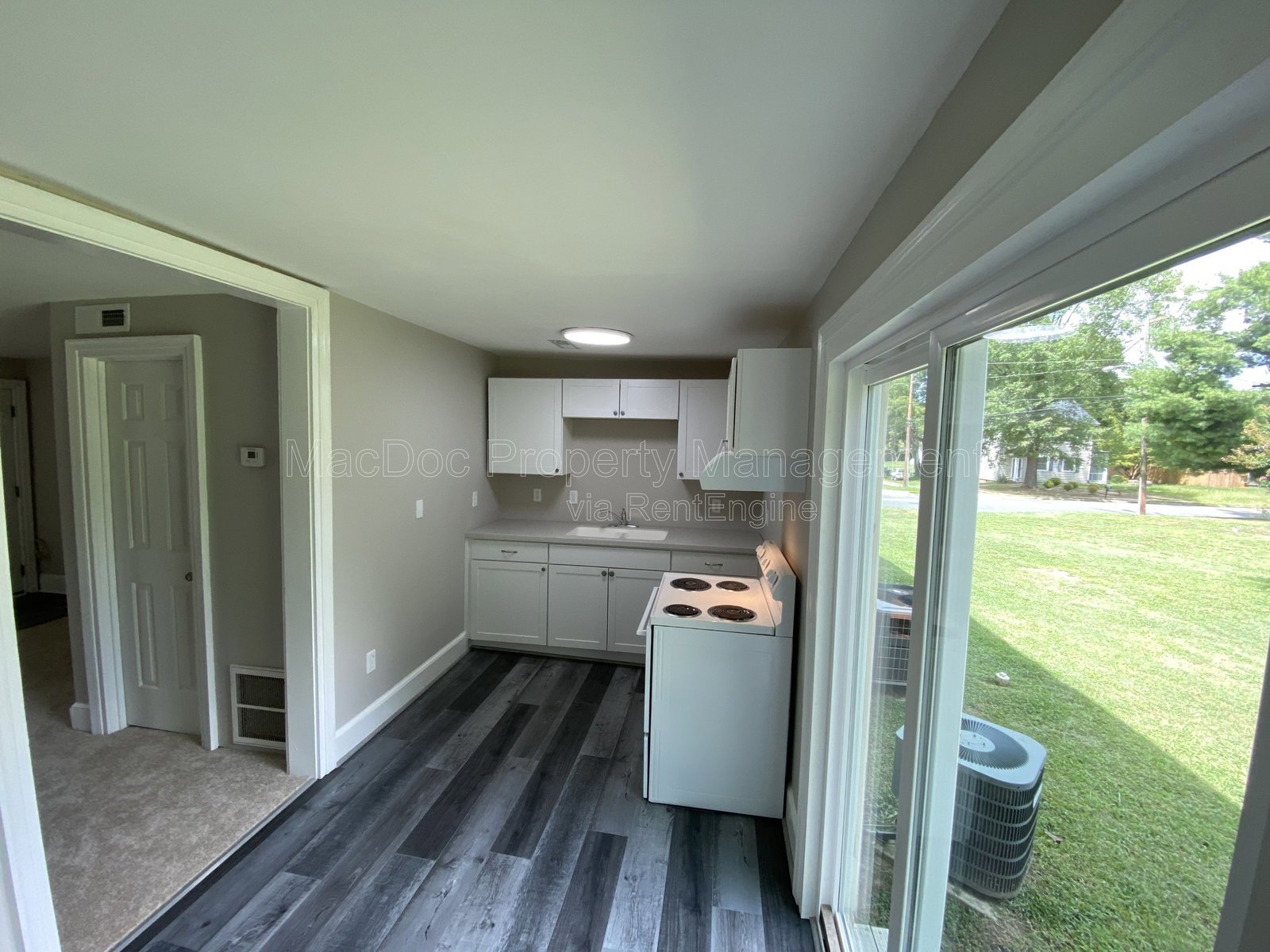 210 Milford Street Unit B Bowling Green, VA 22427 property image