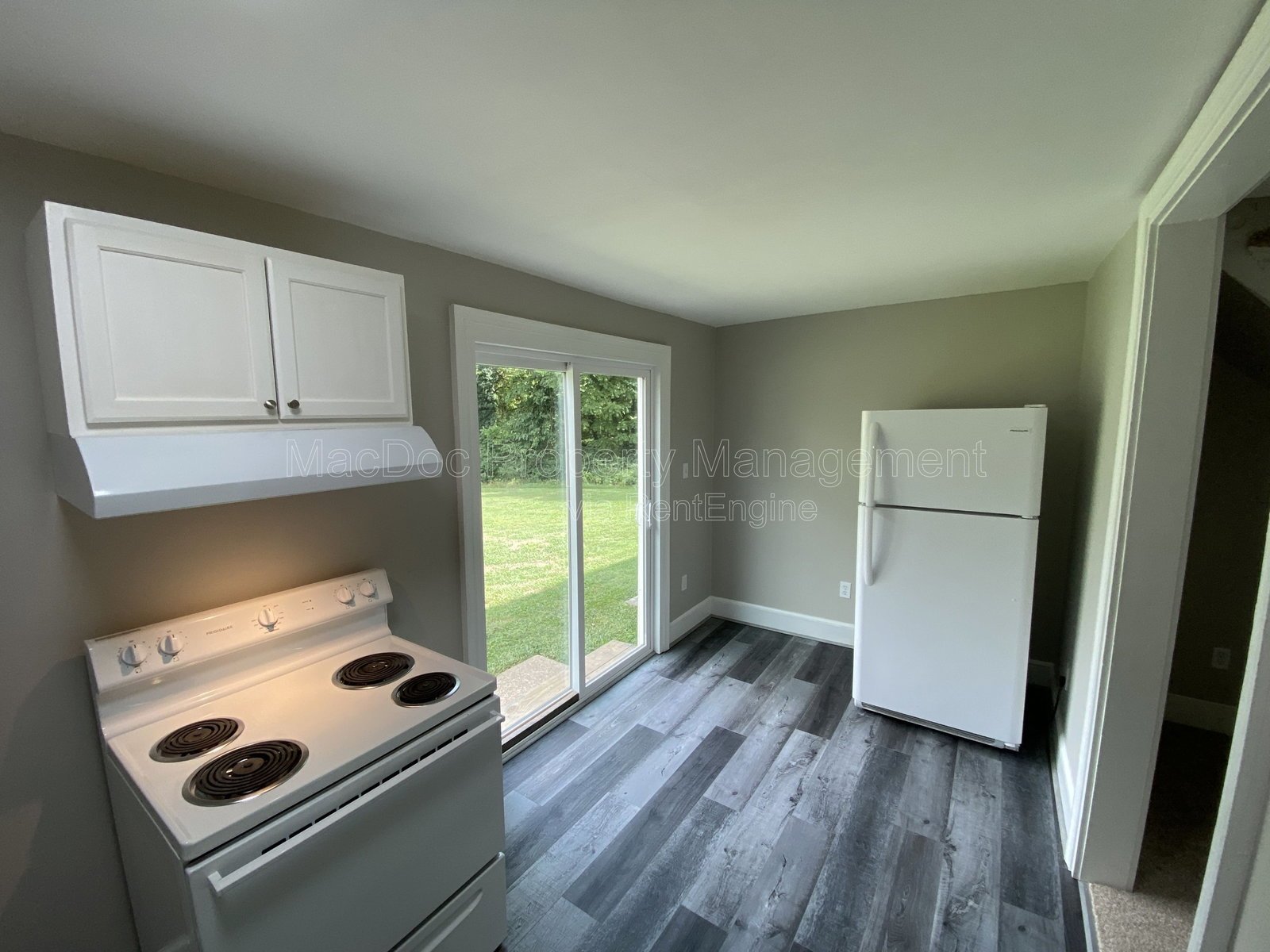 210 Milford Street Unit B Bowling Green, VA 22427 property image