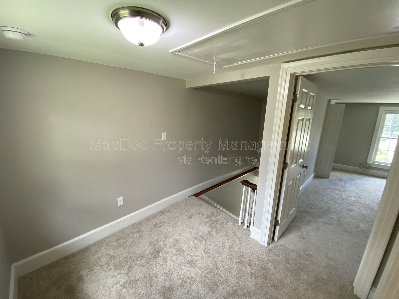 210 Milford Street Unit B Bowling Green, VA 22427 property image