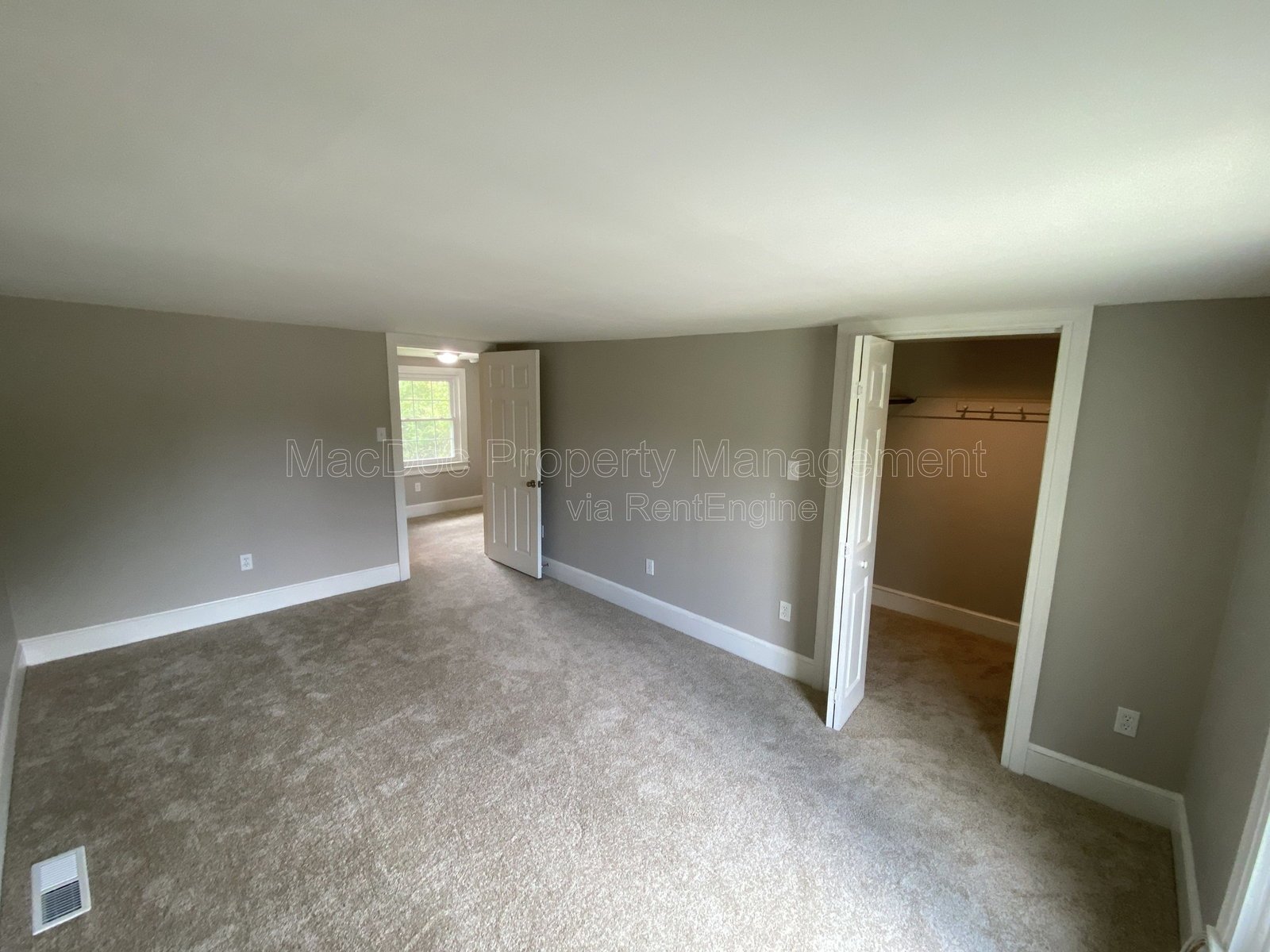 210 Milford Street Unit B Bowling Green, VA 22427 property image
