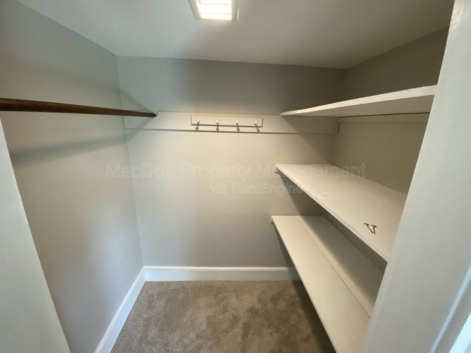 210 Milford Street Unit B Bowling Green, VA 22427 property image