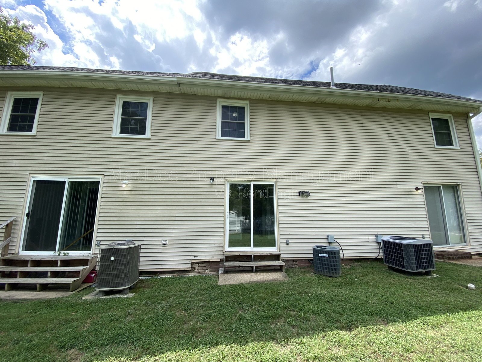 210 Milford Street Unit B Bowling Green, VA 22427 property image