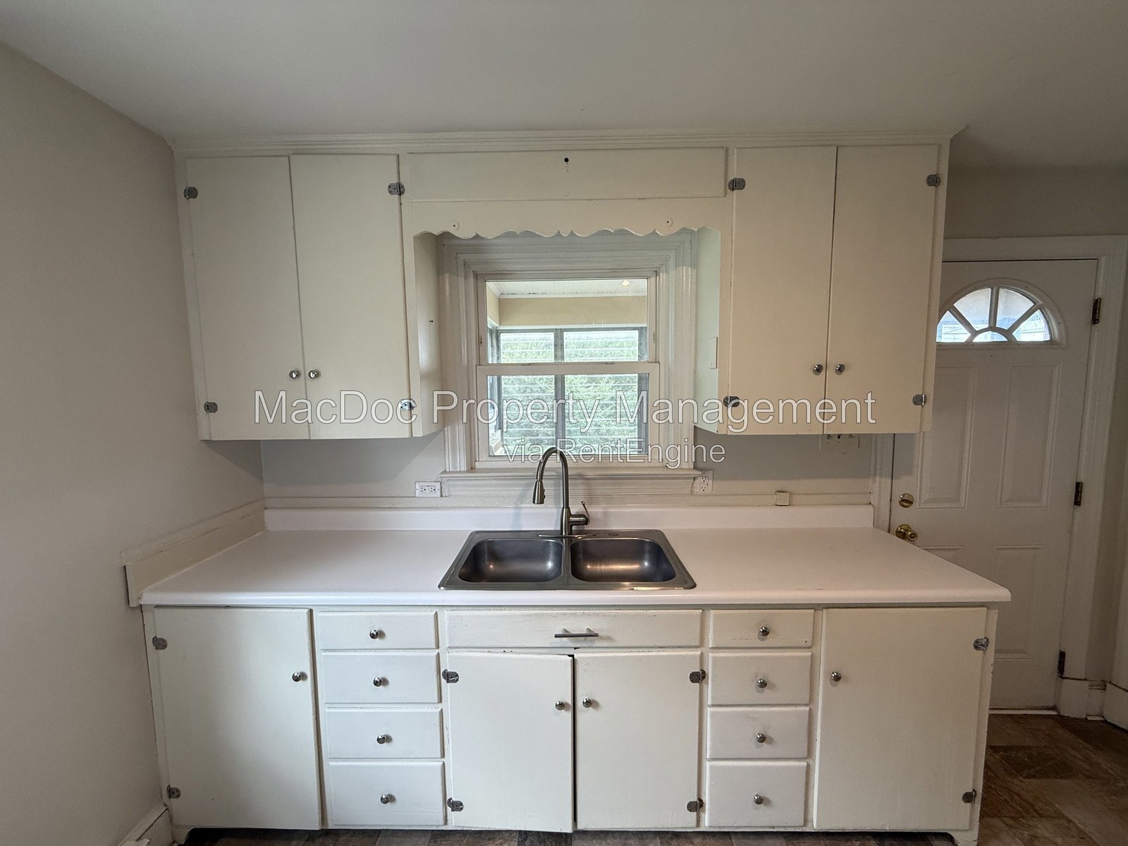 181 Truslow Road - APT 1 Fredericksburg, VA 22405 property image