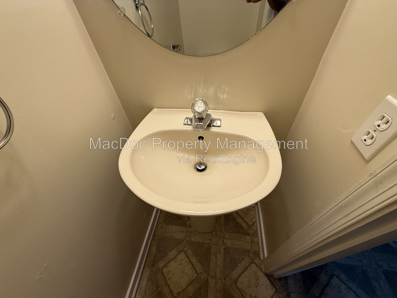 9 Brown Circle Fredericksburg, VA 22405 property image