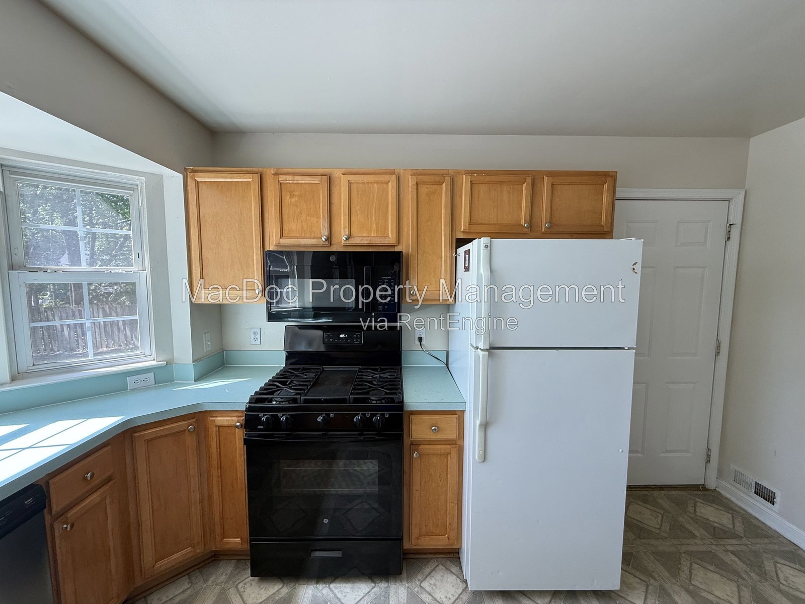 9 Brown Circle Fredericksburg, VA 22405 property image