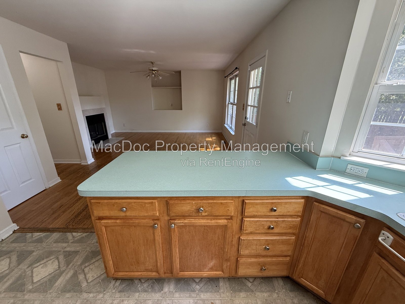 9 Brown Circle Fredericksburg, VA 22405 property image