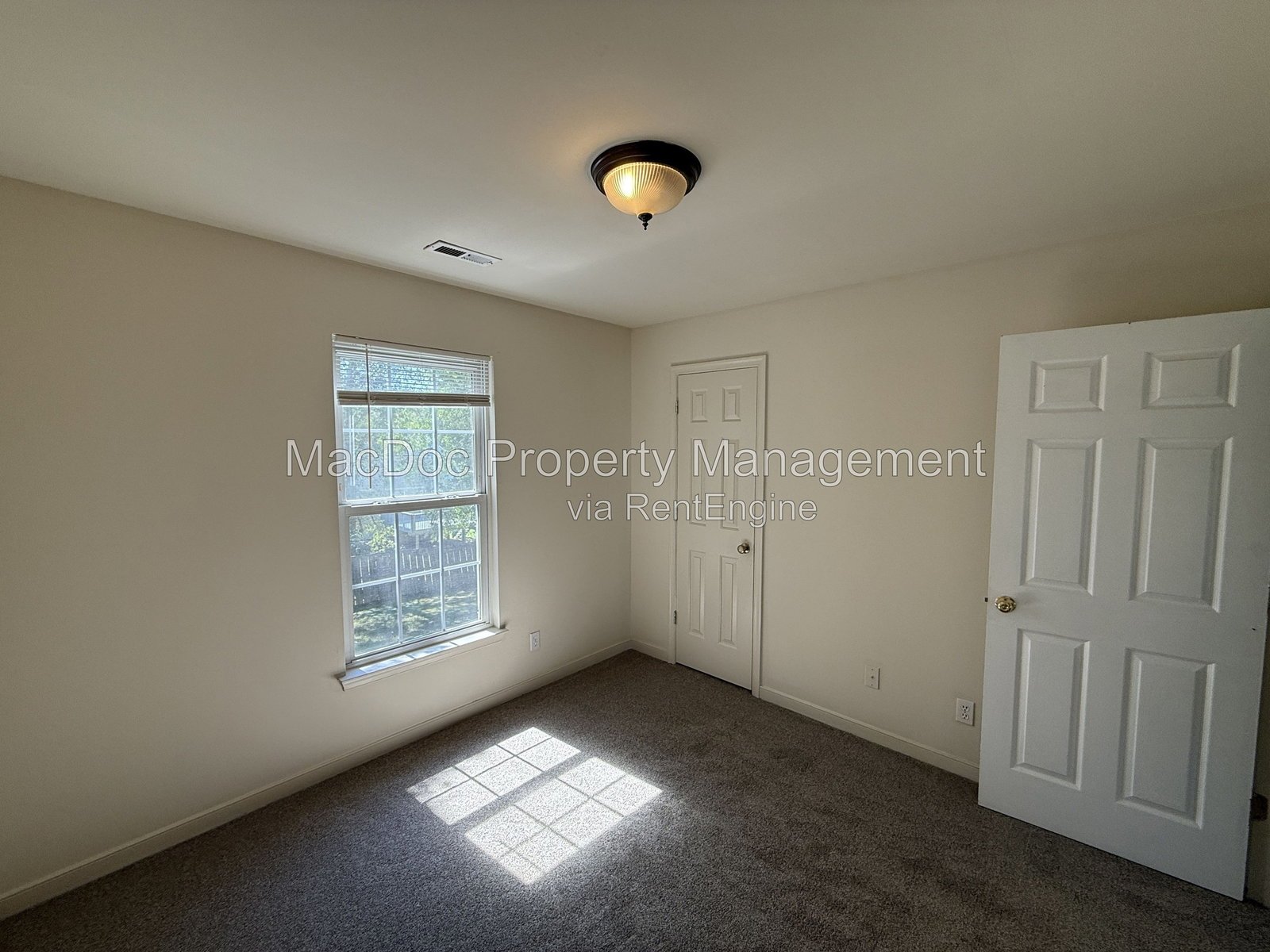 9 Brown Circle Fredericksburg, VA 22405 property image