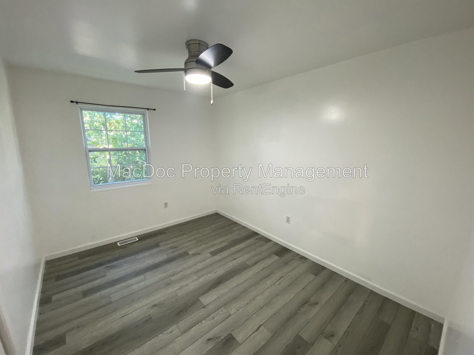 810 Sledgehammer Drive Fredericksburg, VA 22405 property image