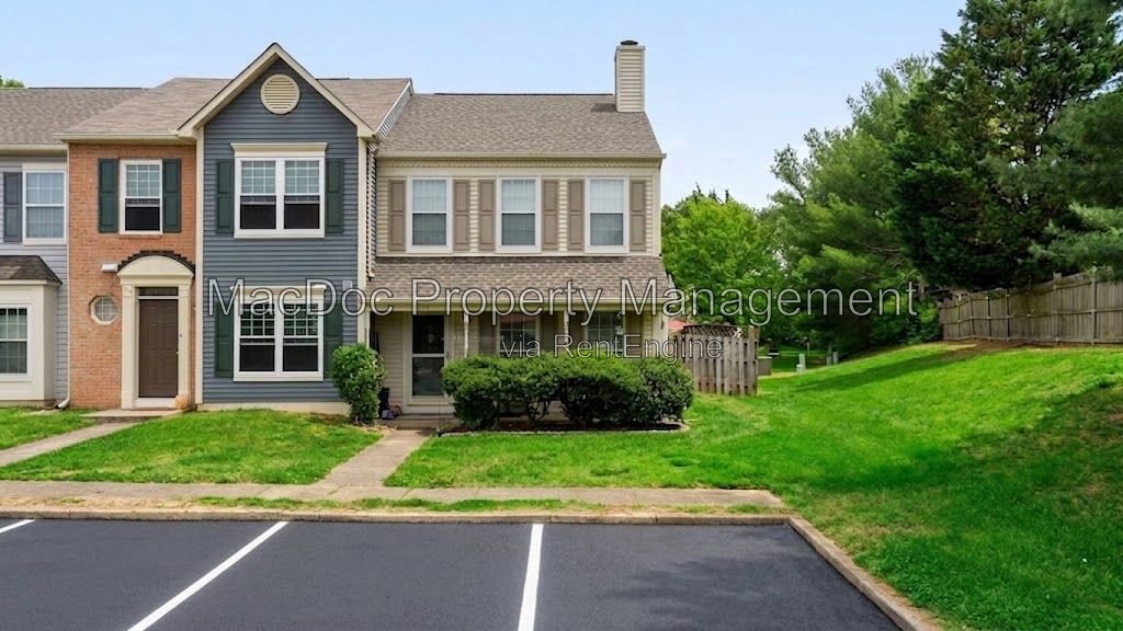 5124 Fox Mill Court Fredericksburg, VA 22407 property image