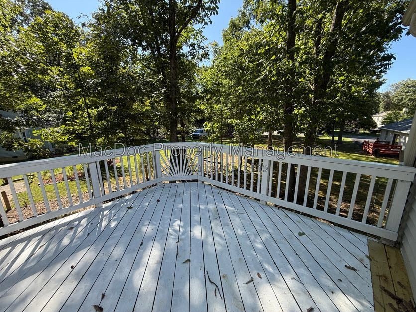 11204 Wilderness Park Drive Spotsylvania, VA 22551 property image