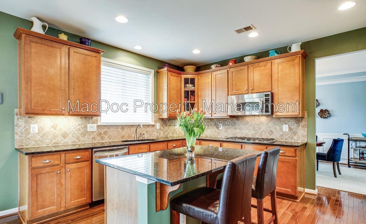 1014 West Kensington Circle Fredericksburg, VA 22401 property image
