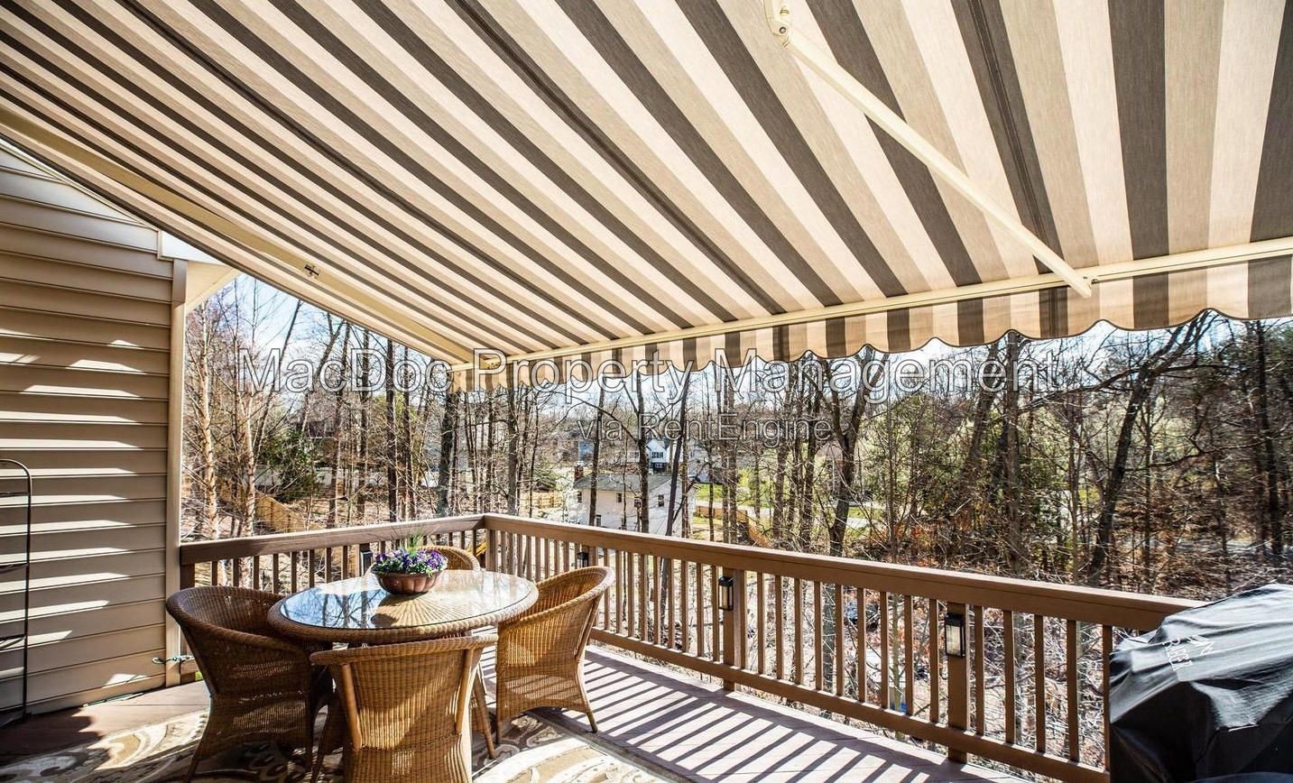 1014 West Kensington Circle Fredericksburg, VA 22401 property image