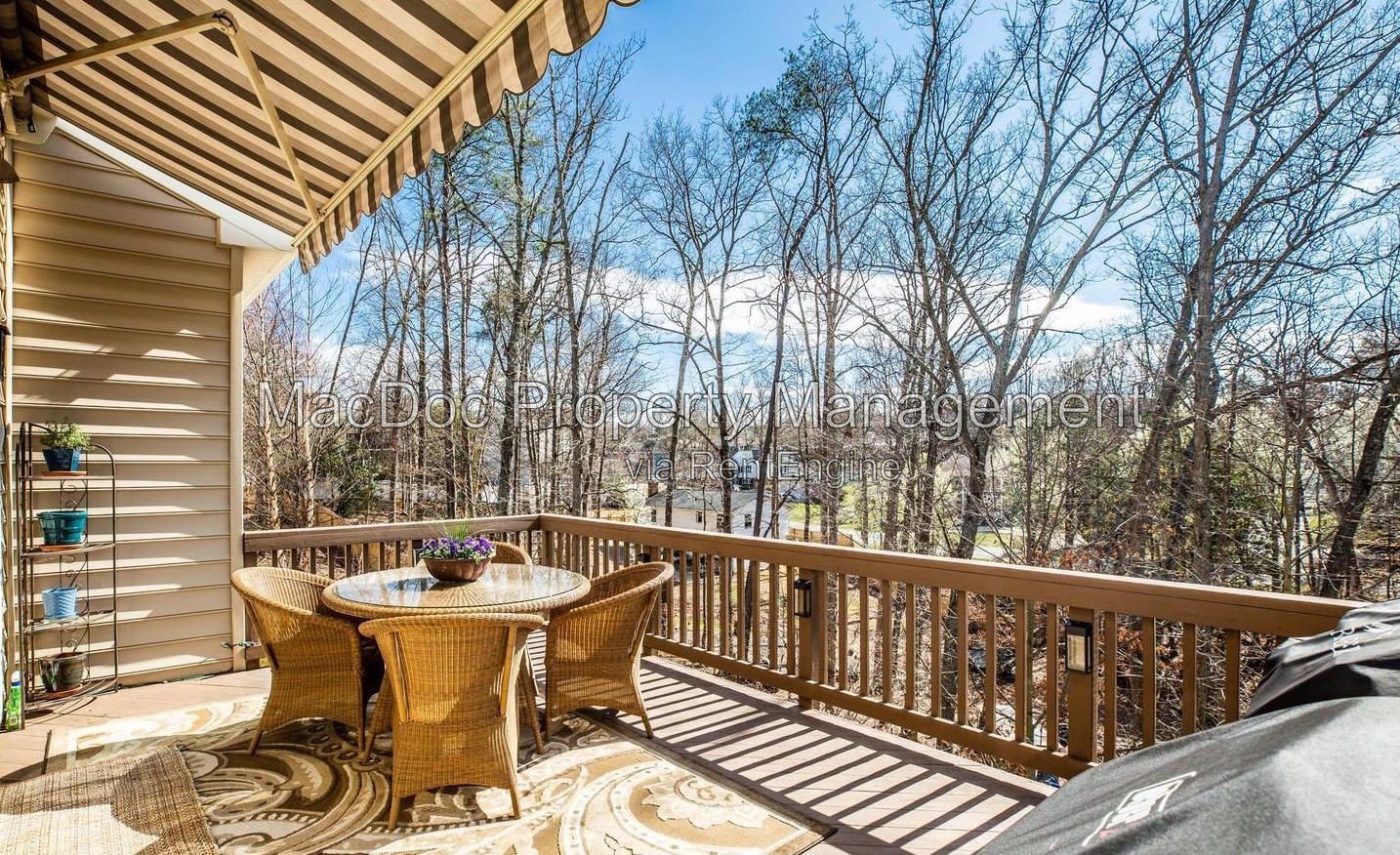 1014 West Kensington Circle Fredericksburg, VA 22401 property image
