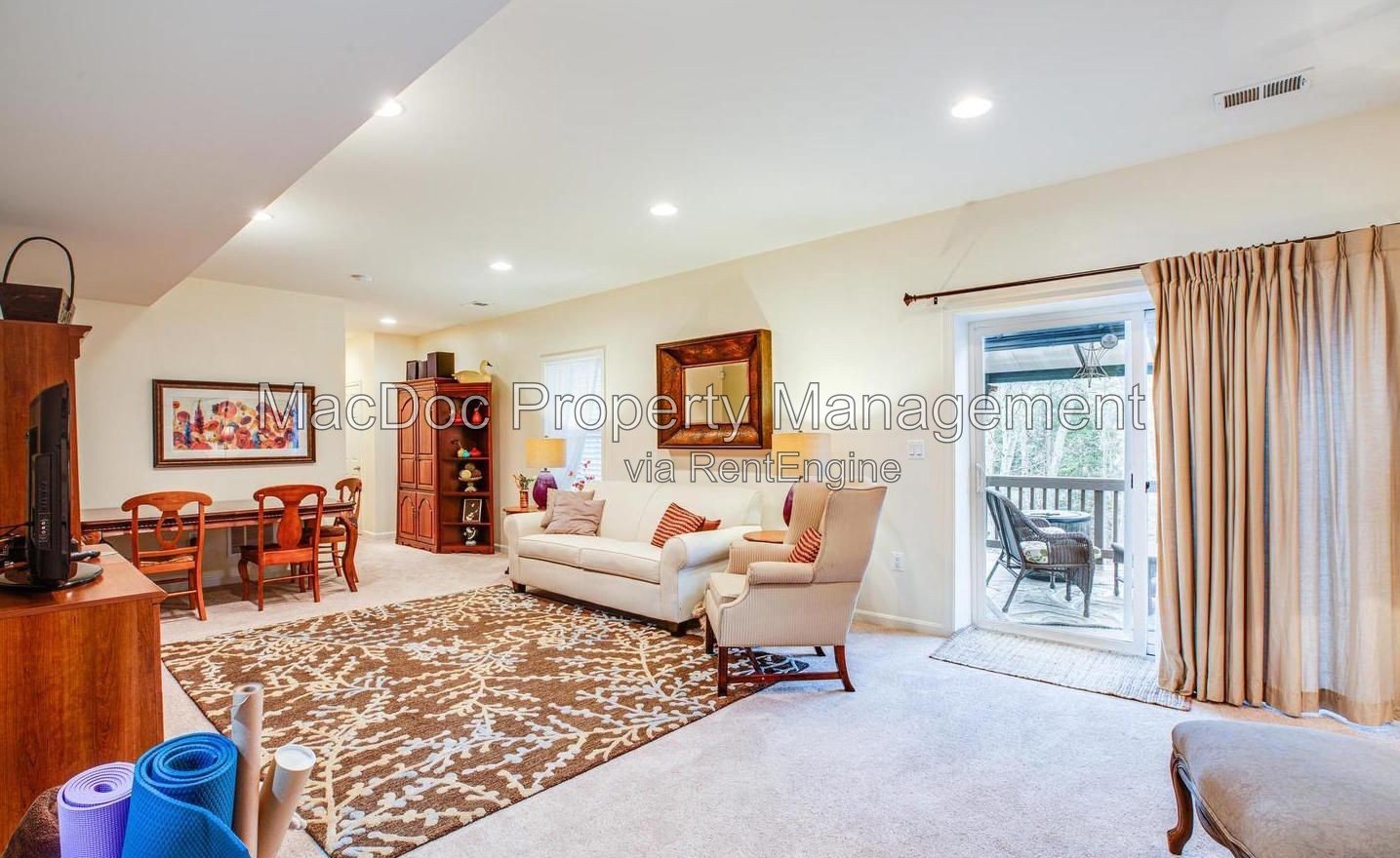 1014 West Kensington Circle Fredericksburg, VA 22401 property image