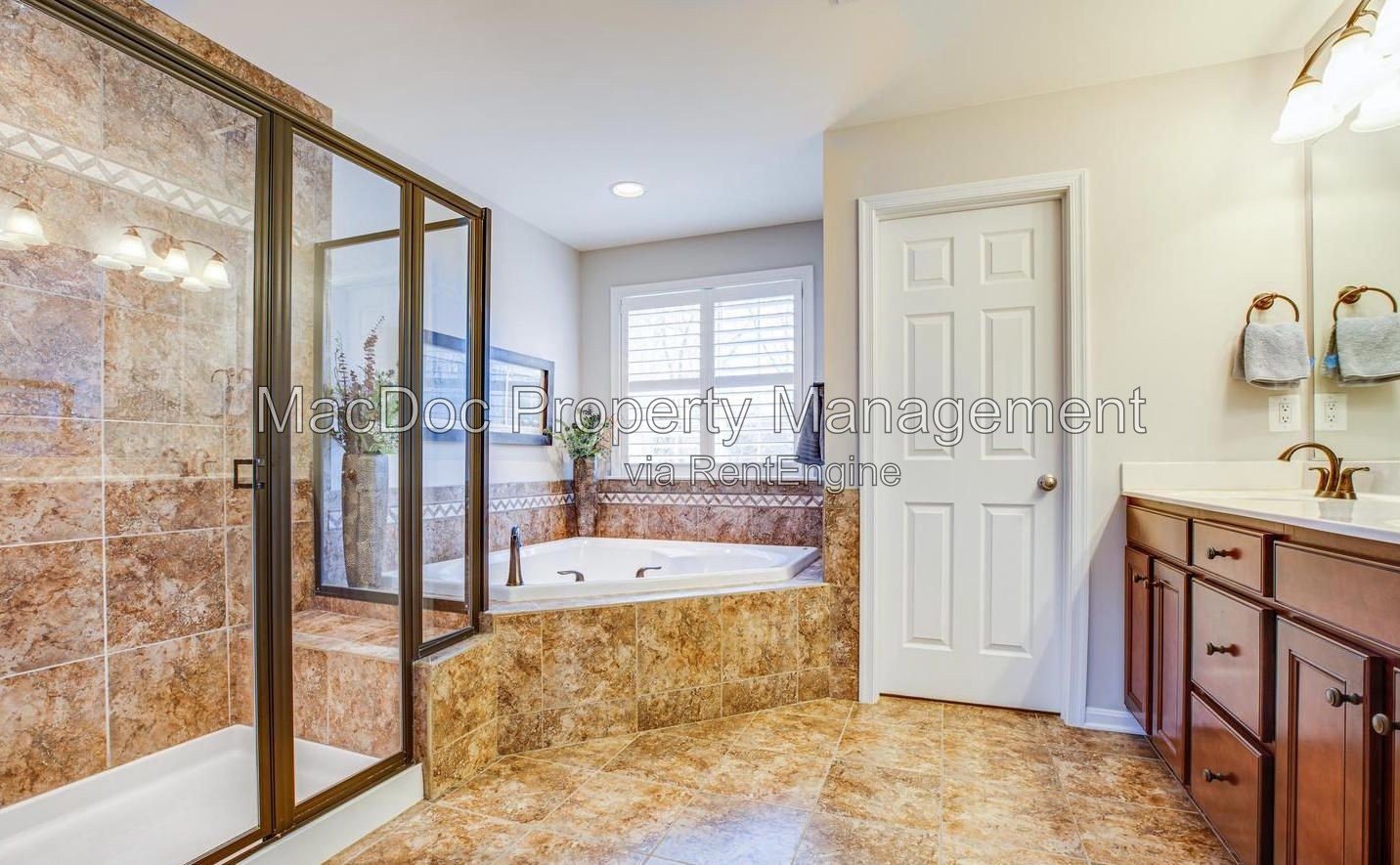 1014 West Kensington Circle Fredericksburg, VA 22401 property image