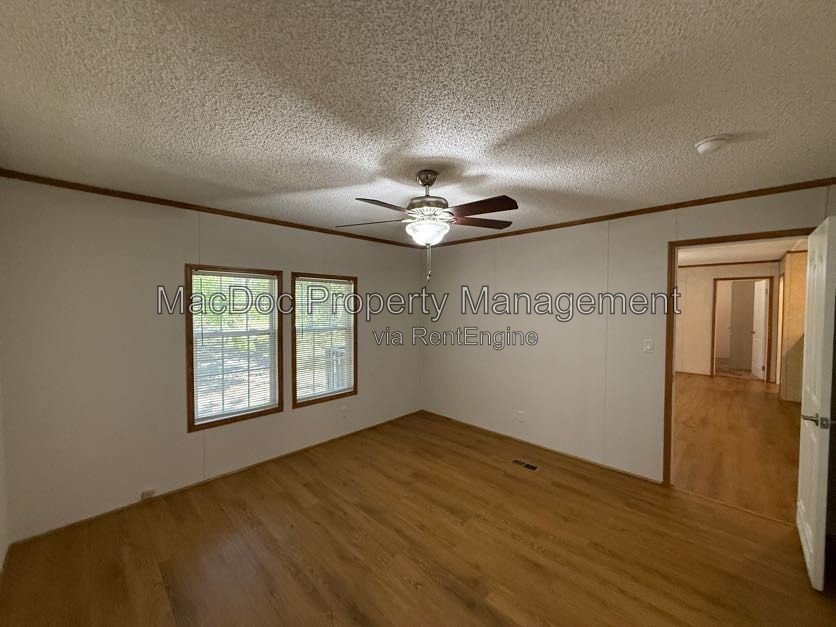 6280 Mt Airy Drive Ruther Glen, VA 22546 property image