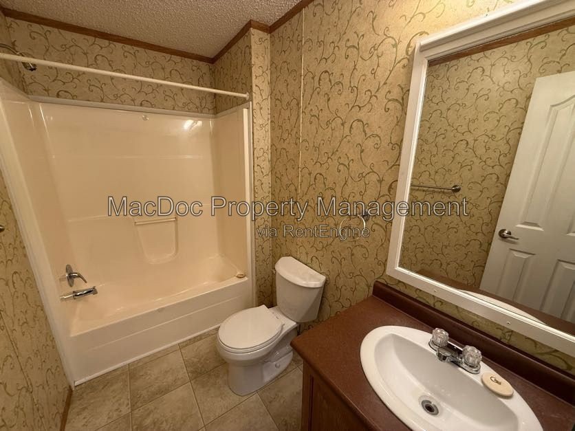 6280 Mt Airy Drive Ruther Glen, VA 22546 property image