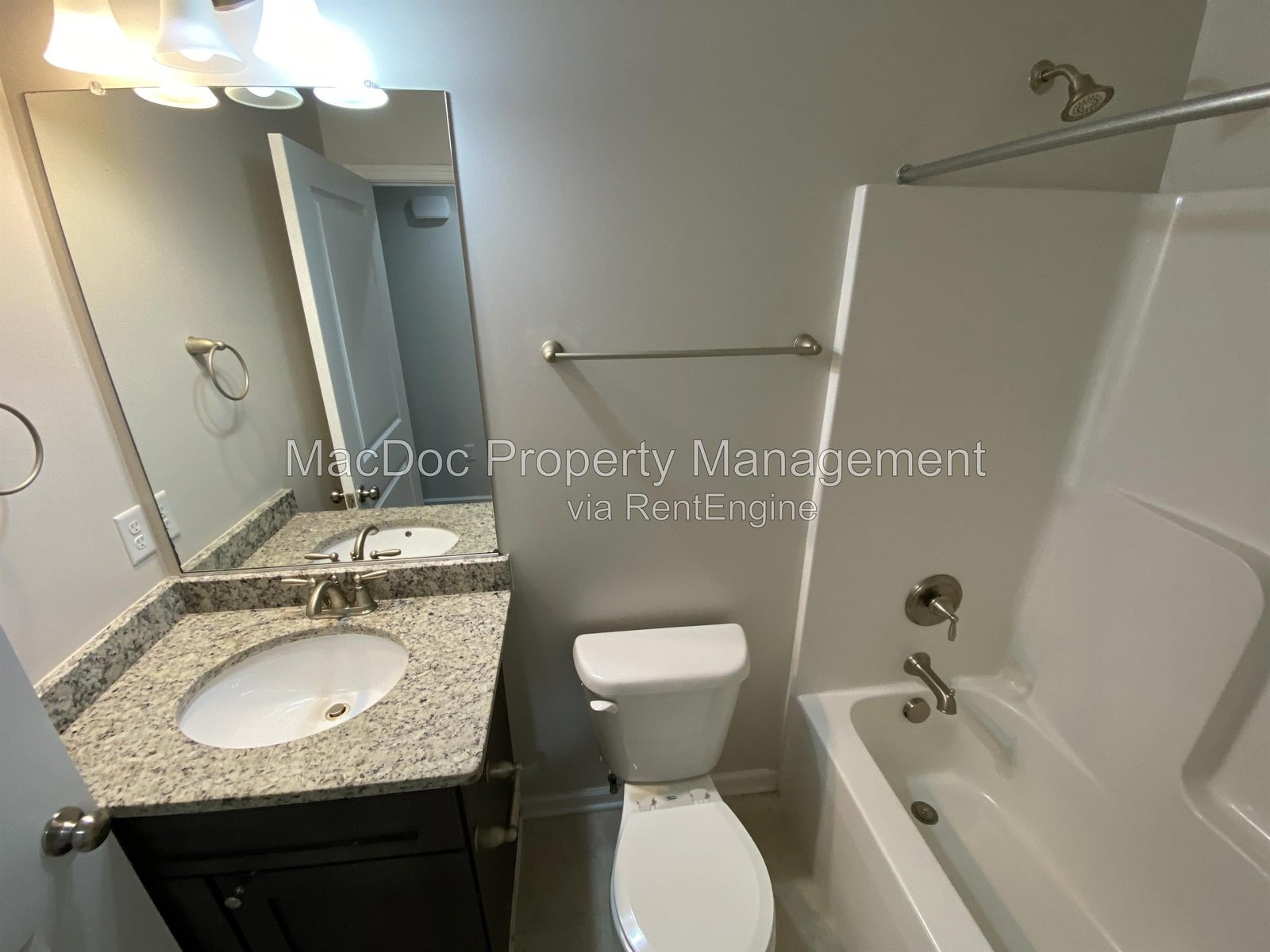 6 Howard Circle Fredericksburg, VA 22405 property image