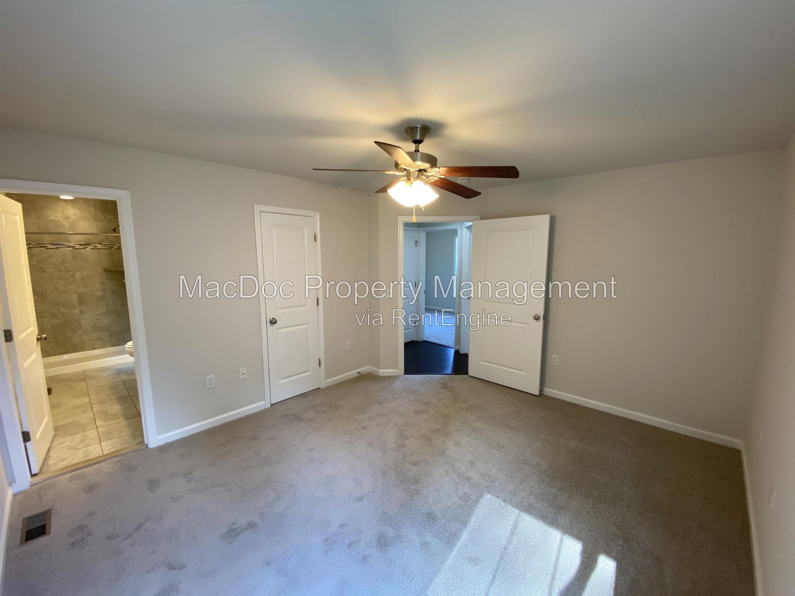 6 Howard Circle Fredericksburg, VA 22405 property image