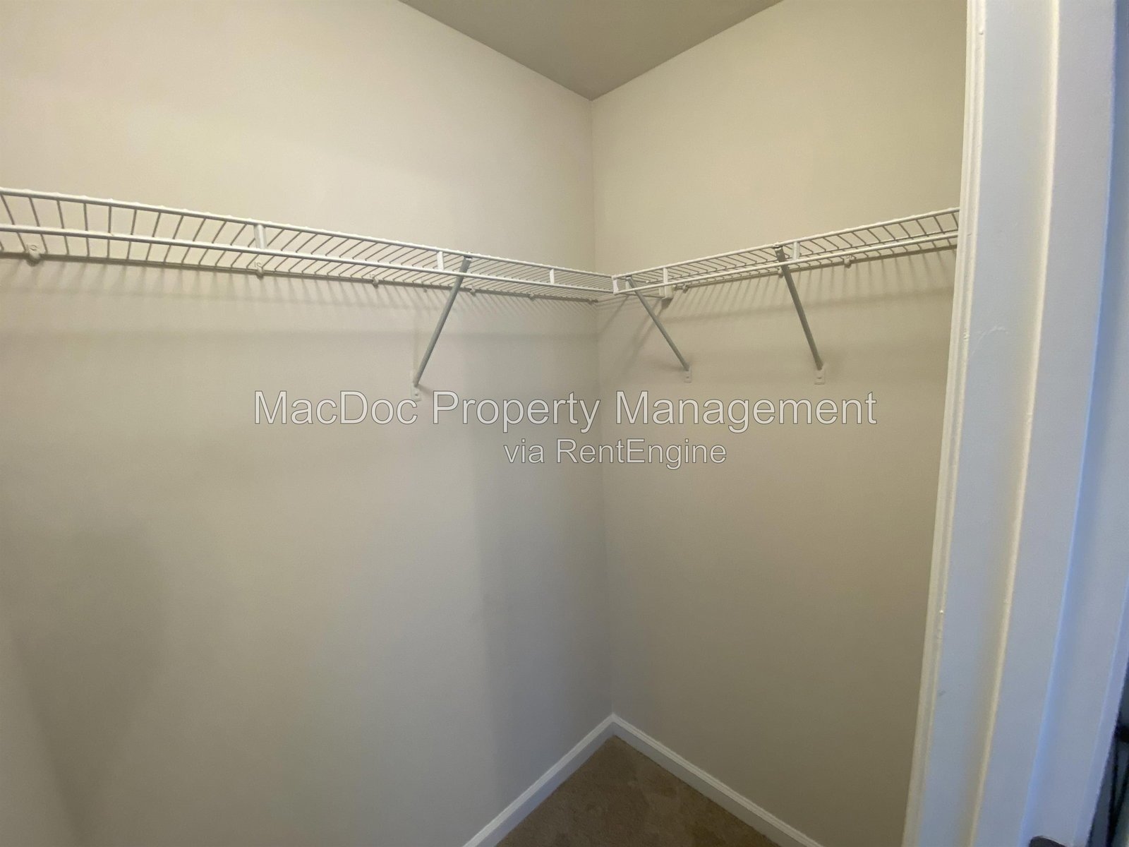 6 Howard Circle Fredericksburg, VA 22405 property image
