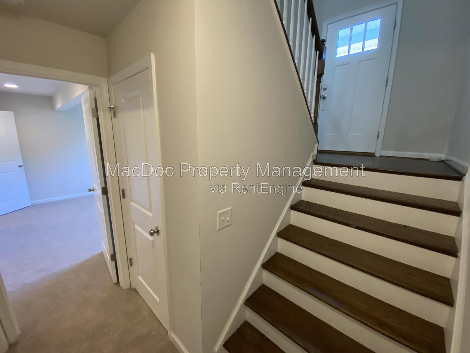 6 Howard Circle Fredericksburg, VA 22405 property image