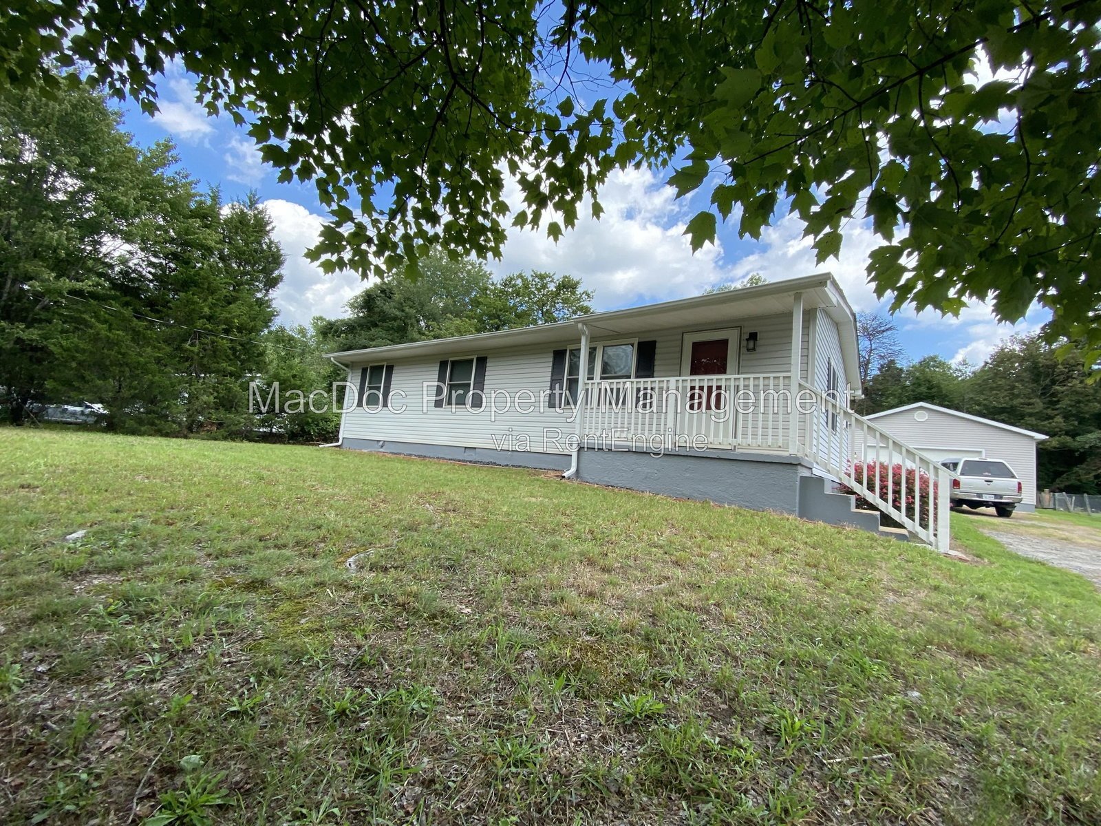 11013 Doe Circle Fredericksburg, VA 22407 property image