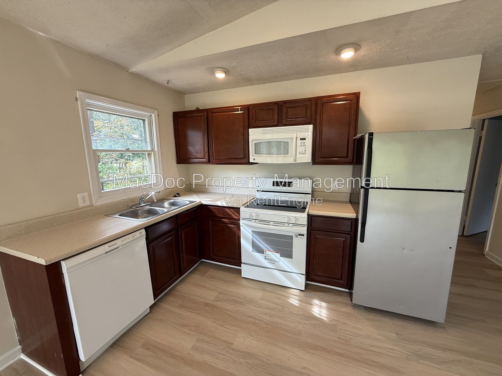 420 Yorktown Blvd Locust Grove, VA 22508 property image