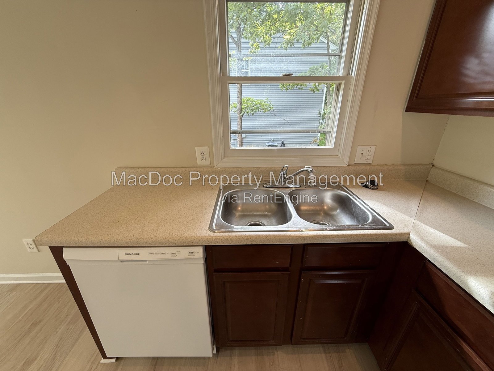 420 Yorktown Blvd Locust Grove, VA 22508 property image
